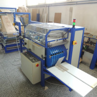 Masina de fabricat pungi din hartie Kraft