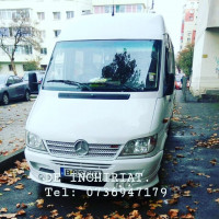 DE INCHIRIAT MERCEDES-SPRINTER 8+1