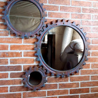 Oglinzi in stil industrial