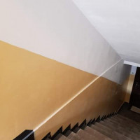 Zugraveli scari de bloc