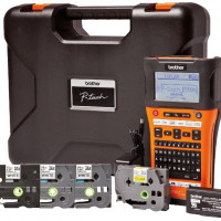 Aparat de etichetare Brother P-Touch PT-E550WVP, bundle + 4 benzi cadou