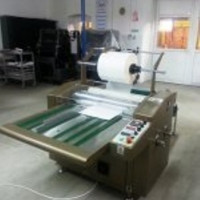 Masina laminat la cald GFJ 720