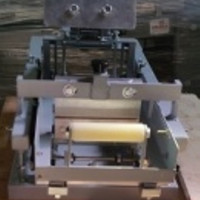 Masina de serigrafie manuala pentru suprafete curbe