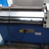 Masina de uns SJ 700 D