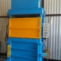 Presa de balotat 30 tf