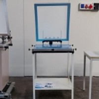 Masina serigrafie plana si pentru suprafete rotunde