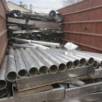 Deseuri din aluminiu
