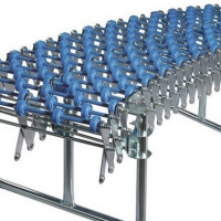 Conveior gravitational cu rotite din metal