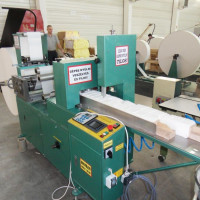 Masina noua  de fabricat  servetele