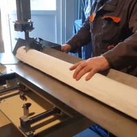 Masina de  debitat manuala  hartie  de  toaleta