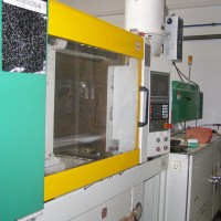 Vindem  o  masina de  injectat  tip Asian Plastic-s.h.  model SM-150HC fabricata  in Taiwan