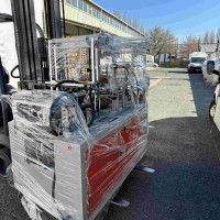 Masina automata de fabricat   manusi  din  folie