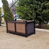 Jardiniera de gradina