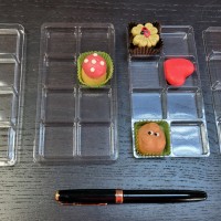 Tavite compartimentate pentru bomboane