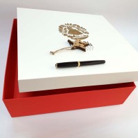 Cutii rigide premium cu capac