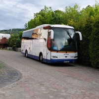 INCHIRIERI AUTOCARE pentru deplasari in tara