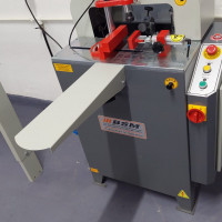 Utilaj automat de frezat montant profile  pvc BC-2 BSM