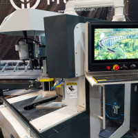 CNC Utilaj automat de debavurat avand comanda numerica  ( CNC - CC 200) Intelli Mach