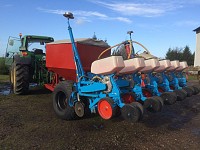 Semanatoare MONOSEM pe sase randuri tractata - second hand