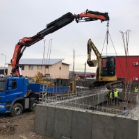 Inchiriez camion cu macara PK 72000