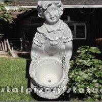 Statueta copil cu ghiveci, alb marmorat, model S36.