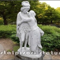 Statueta Romeo si Julieta, alb marmorat, model S55.