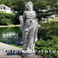 Statueta domnita cu flori, gri patinat, model S50.