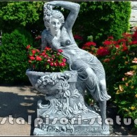 Statueta jardiniera flori, gri patinat, model J12.