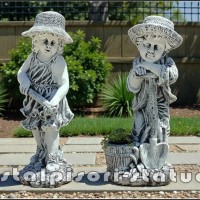 Set doua statuete gradinari, gri patinat, model S90.