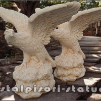 Statueta vultur, acvila, soim, galben patinat, model S35.