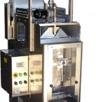 Masina automata de ambalat pasta de rosii si produse similare