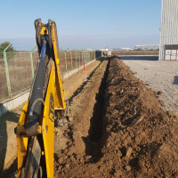 Sapaturi mecanizate,sapat santuri gaze,apa,fundatii case,canalizare,excavari