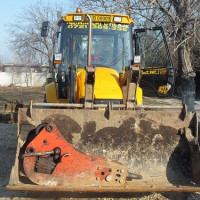 Buldo excavator cu picon JCB Bucuresti, Ilfov