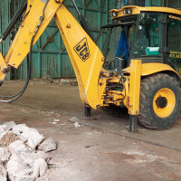 Buldoexcavator cu picon Bucuresti si Ilfov