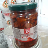 Rosii uscate in ulei 1600g/900g Mamma Tina