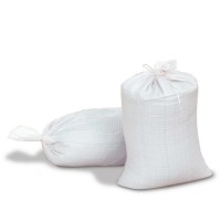 Saci de rafie de la 25 de kg . Pret la 100 buc=65 ron