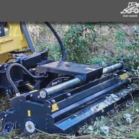 Tocator forestier frontal cu structura dubla