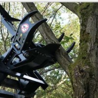 Cleste hidraulic Kovaco pentru taiere copaci