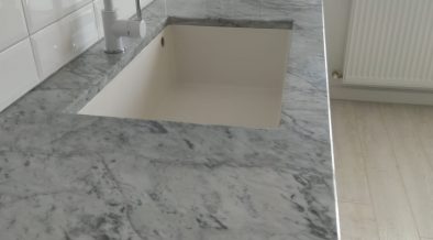 blat bucatarie marmura Carrara