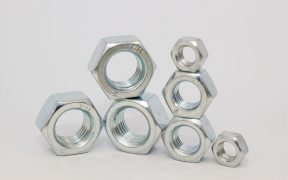 piulite hexagonale pentru suruburi metrice
