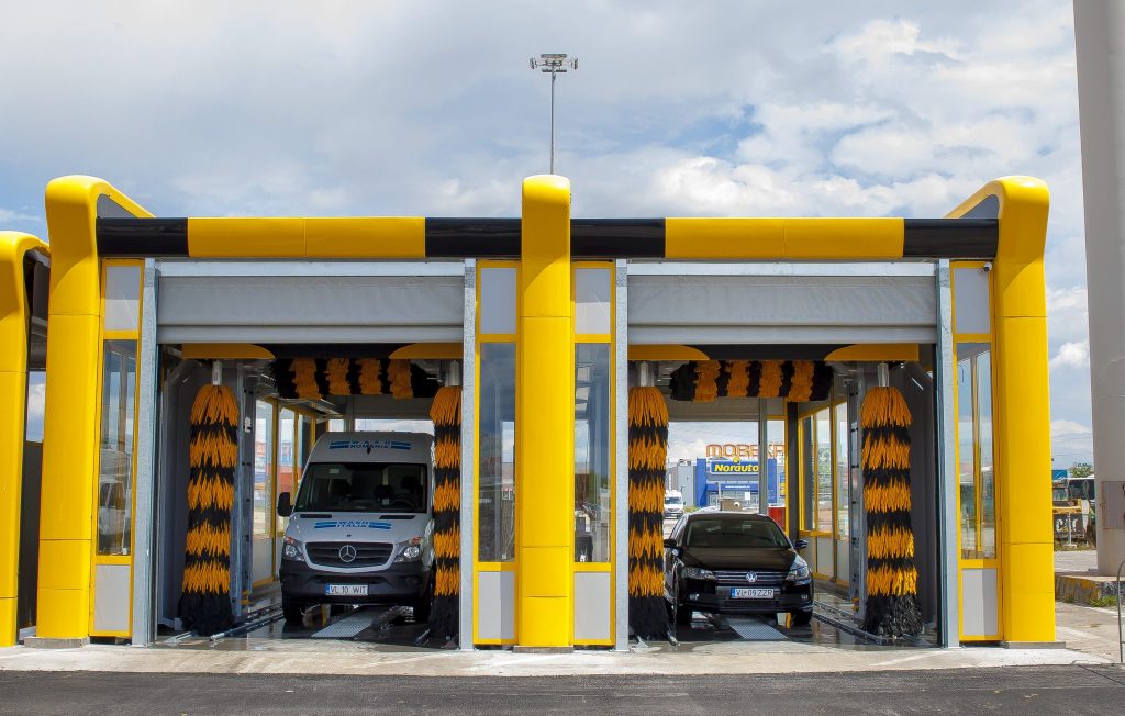 Spalatorie automata cu perii pentru autoturisme si dube