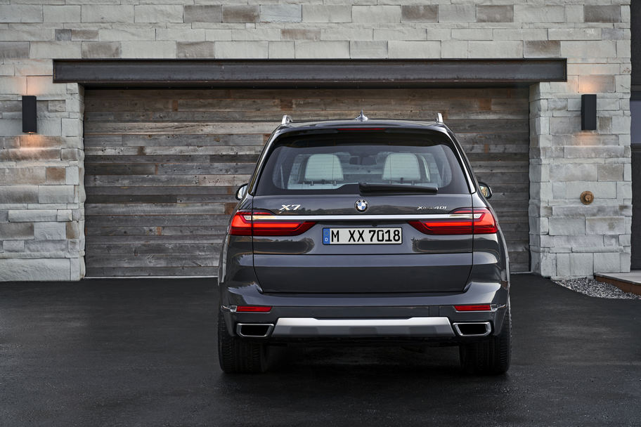 BMW X7spate