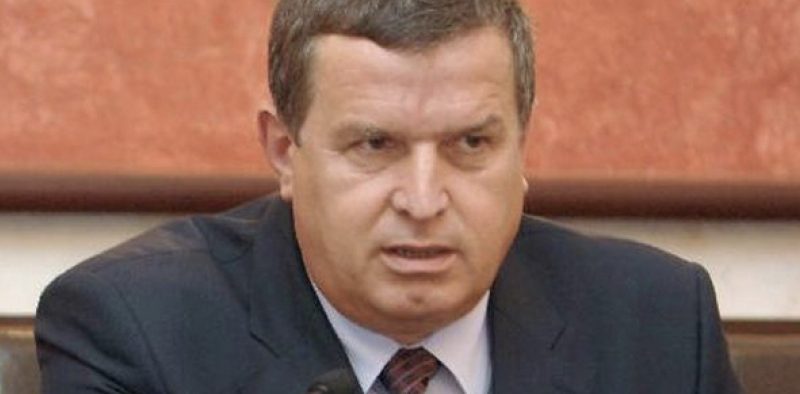 Mircia Gutau