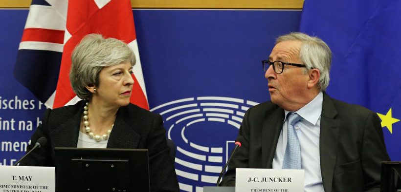 Theresa May and Jean Calude Juncker